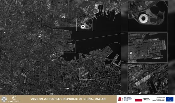 Zdjęcia satelitarne portu w Dalian